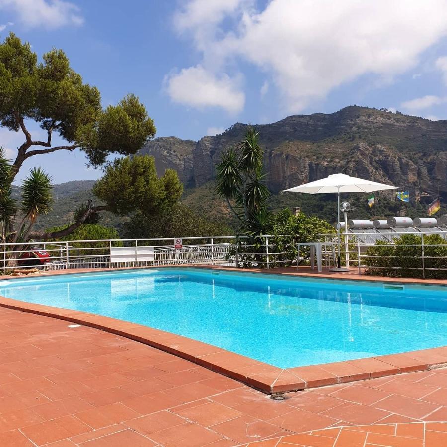 Villaggio Turistico Da Tonino Seglia San Bernardo Kültér fotó